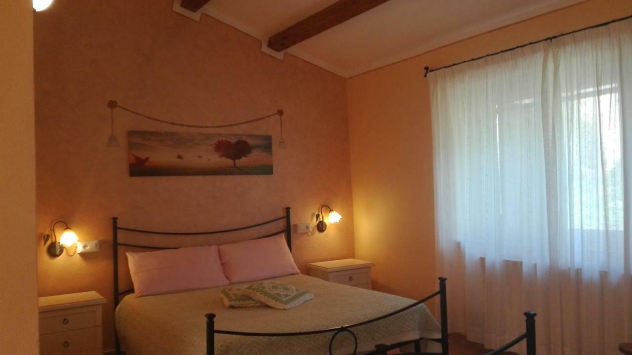 Agriturismo Monte Pino Telti Buitenkant foto